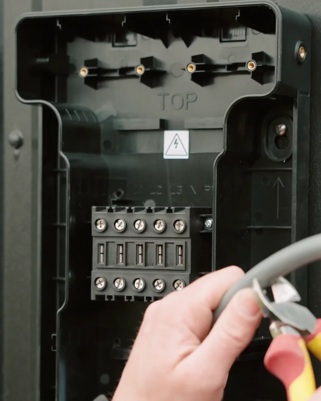 Wiring the terminal block on a mounted Volt Time Two Pro backplate